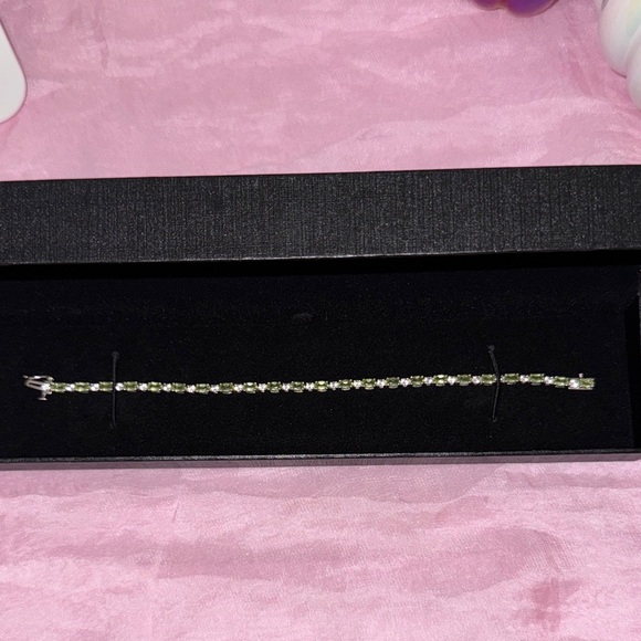 Oval-Cut Peridot & White Lab-Created Sapphire Link Bracelet Sterling Silver 7.25 - Picture 2 of 3